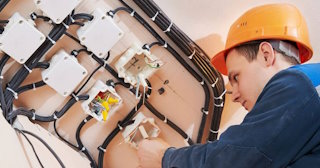 Электромонтаж под ключ от 580 руб в Соль-илецке - ЭлектроСои